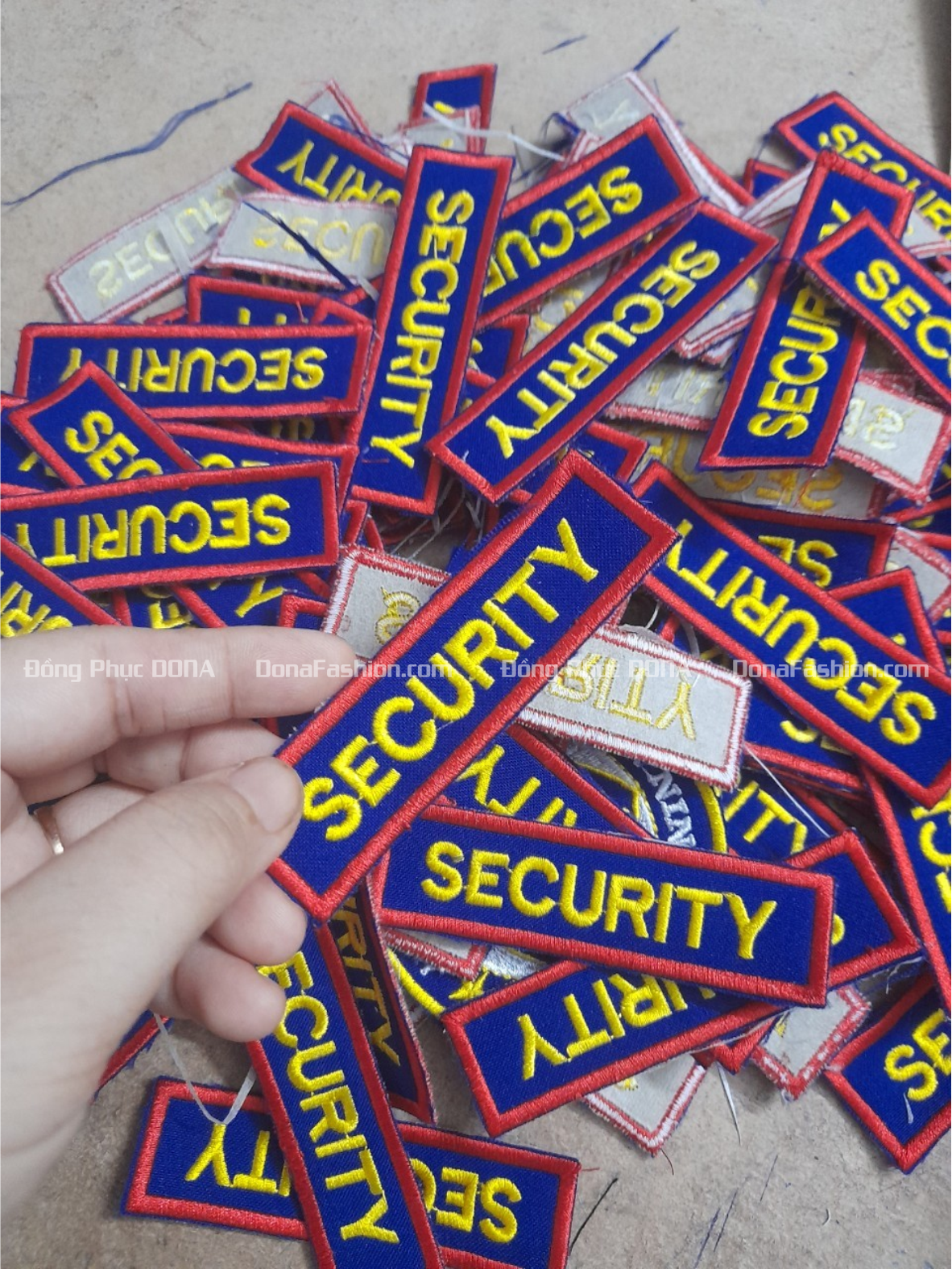 Thêu logo bảo vệ An Ninh Đông Nam